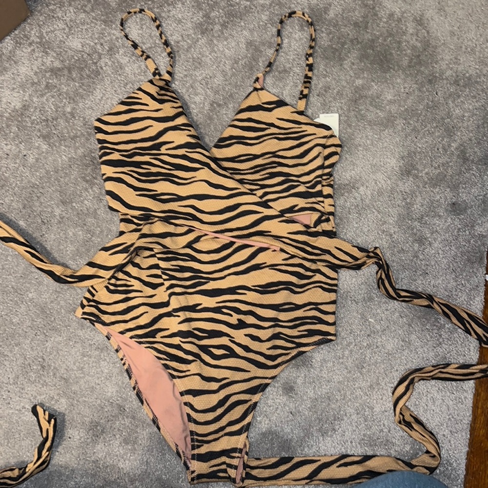 Aerie Pique Animal Print Wrap One Piece Swimsuit Tiger Stripes Full Coverage L